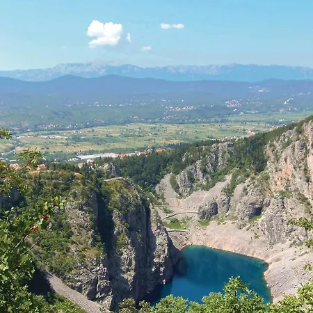 6 Bedroom Awesome In * Imotski