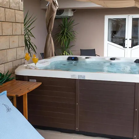 Awesome In Vikendica Imotski