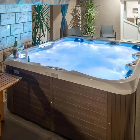 Vikendica Awesome In *