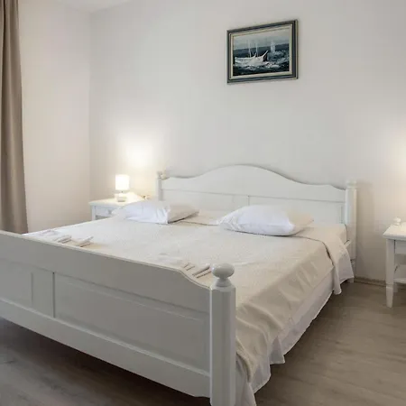 Awesome In Vikendica Imotski