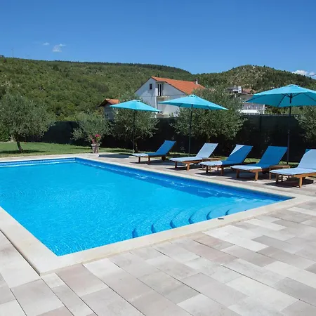 Awesome In Vikendica *